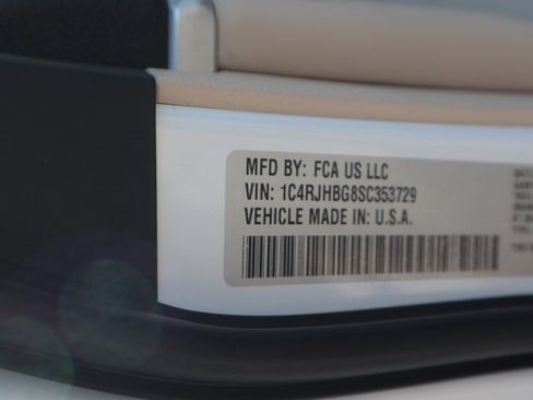 New 2025 Jeep Grand Cherokee Limited image 30