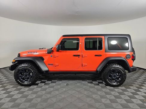 Used 2023 Jeep Wrangler Unlimited AWD/4WD image 6