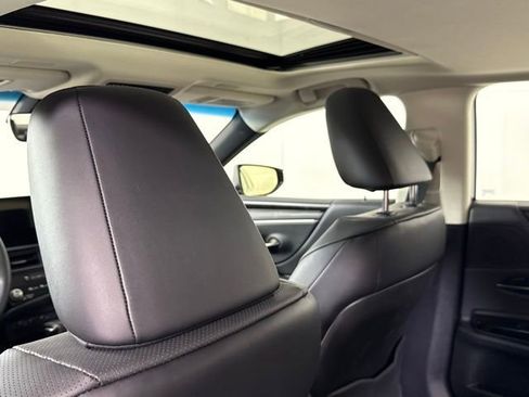 Certified 2025 Lexus ES 300h 300h image 25