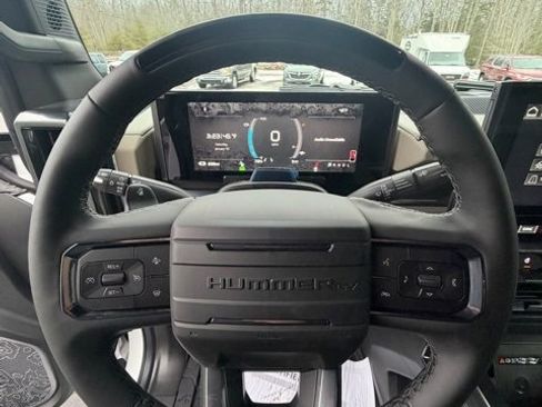 New 2026 GMC Hummer EV 4x4 Crew Cab image 19