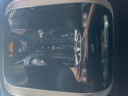 Used 2022 Mercedes-Benz S 500 4MATIC w/ AMG Line Package image 28