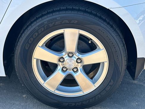 Used 2012 Chevrolet Cruze LT image 19