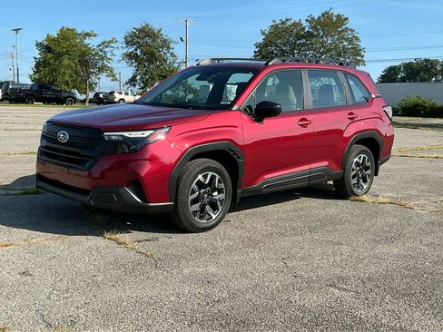 Used 2025 Subaru Forester AWD/4WD image 1