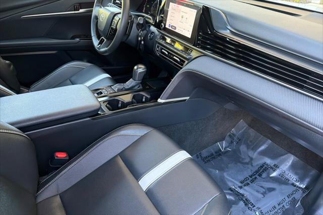 Certified 2025 Toyota Camry SE FWD image 16