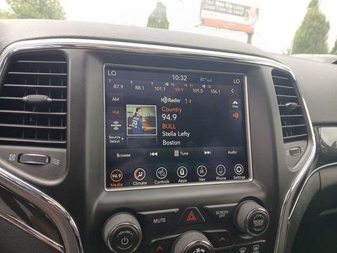 Used 2018 Jeep Grand Cherokee Trailhawk w/ Trailhawk Luxury Group AWD/4WD image 23