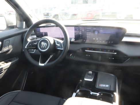 New 2026 Buick Enclave Preferred w/ Power Package image 10