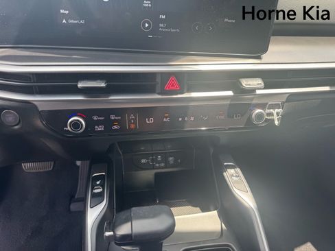 Certified 2024 Kia Sorento S w/ Panoramic Sunroof Package FWD image 24