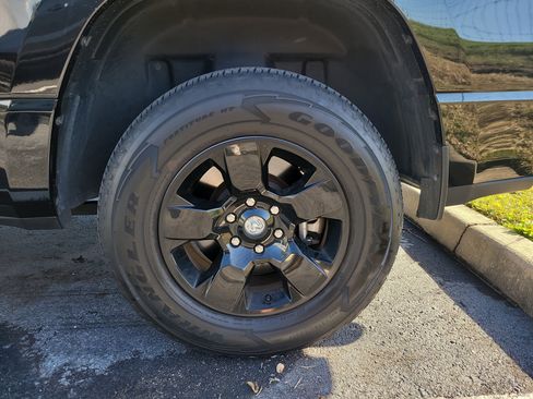 Used 2022 RAM 1500 Big Horn image 7