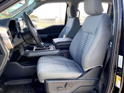 Used 2023 Ford F150 XLT image 7