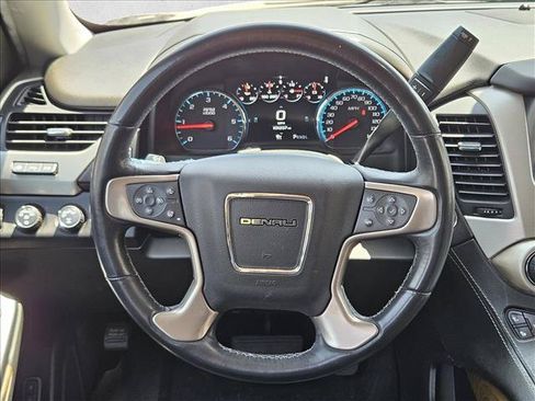 Used 2019 GMC Yukon Denali w/ Denali Ultimate Package AWD/4WD image 18