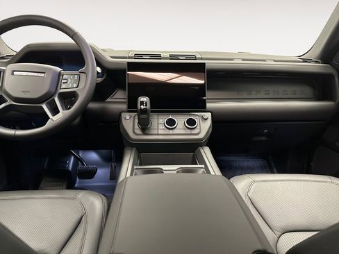 New 2026 Land Rover Defender 130 X-Dynamic SE AWD/4WD image 11