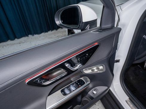 New 2026 Mercedes-Benz GLC 300 4MATIC image 11