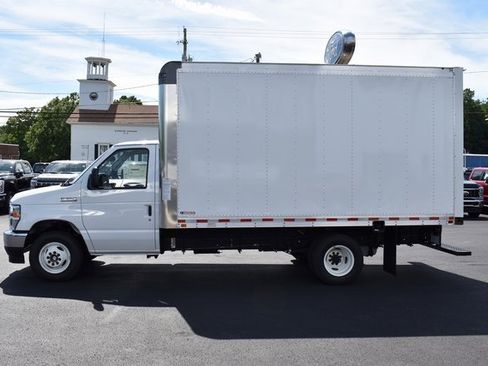 New 2025 Ford E-350 and Econoline 350 Super Duty w/ Driver's Safety Package image 16