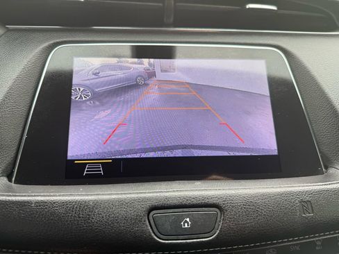 Used 2019 Cadillac XT4 Premium Luxury image 15