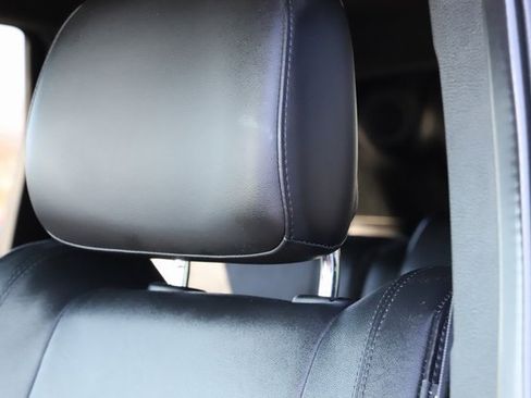 Used 2022 Jeep Grand Cherokee Laredo X image 15