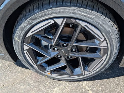 New 2026 Kia K4 GT-Line w/ GT-Line Premium Package FWD image 26