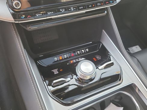 New 2026 Jeep Grand Wagoneer Limited AWD/4WD image 21