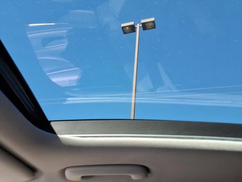 Used 2023 Hyundai Santa Fe SEL w/ Premium Package image 27