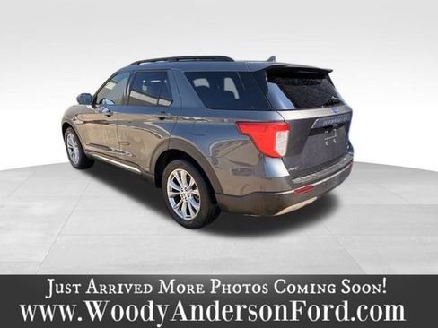 Used 2020 Ford Explorer XLT w/ Equipment Group 202A RWD image 5