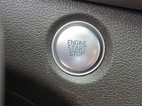 Used 2020 Hyundai Santa Fe Limited image 20