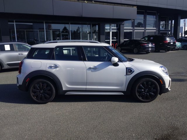 Used 2024 MINI Cooper Countryman S FWD image 4