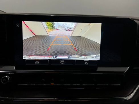 Used 2024 GMC Sierra 1500 SLT image 23