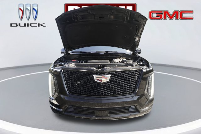Used 2025 Cadillac Escalade ESV Sport AWD/4WD image 9