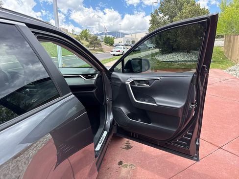 Used 2024 Toyota RAV4 Limited w/ Advanced Technology Package AWD/4WD image 30
