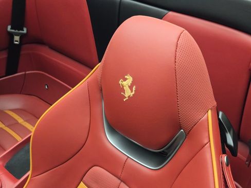 Used 2023 Ferrari Portofino M RWD image 20