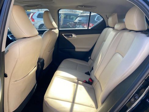 Used 2013 Lexus CT 200h w/ Premium Pkg w/Navigation image 21