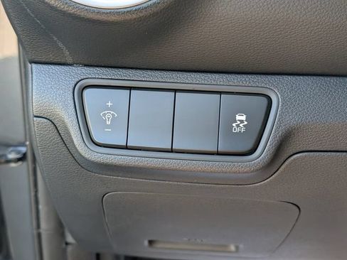 Used 2024 Kia Forte LXS FWD image 16