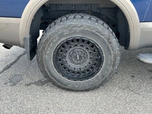 Used 2018 Nissan Titan Platinum Reserve w/ Platinum Utility Package image 13