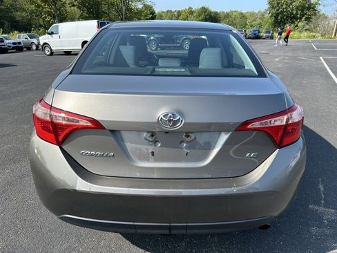 Used 2018 Toyota Corolla LE image 6
