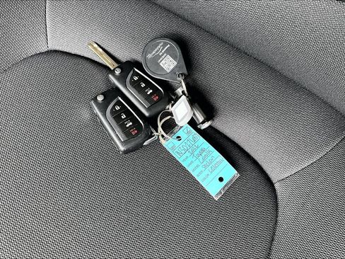 Certified 2022 Toyota Corolla LE FWD image 14