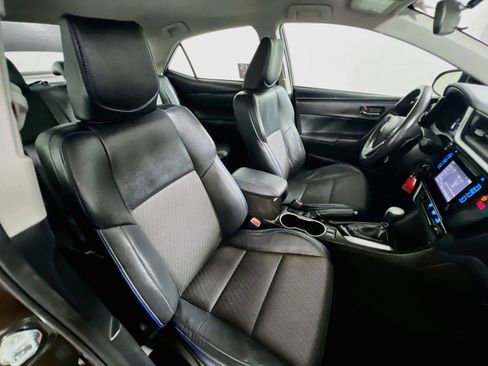 Used 2018 Toyota Corolla SE FWD image 28