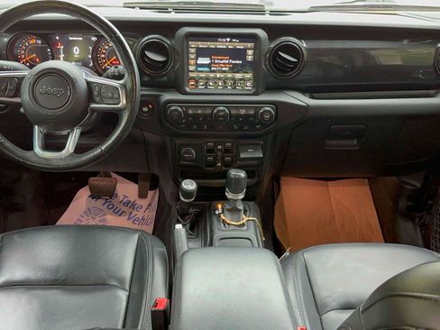 Used 2020 Jeep Wrangler Unlimited Sahara AWD/4WD image 11