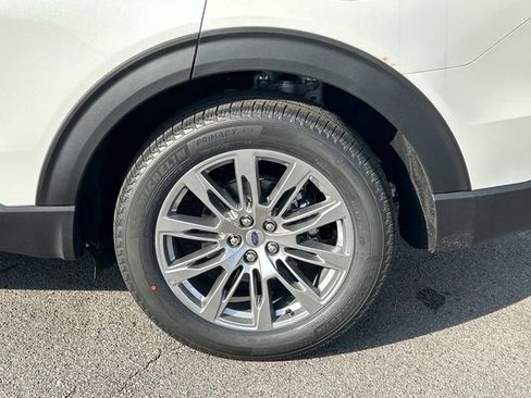 New 2026 Ford Explorer Platinum image 11