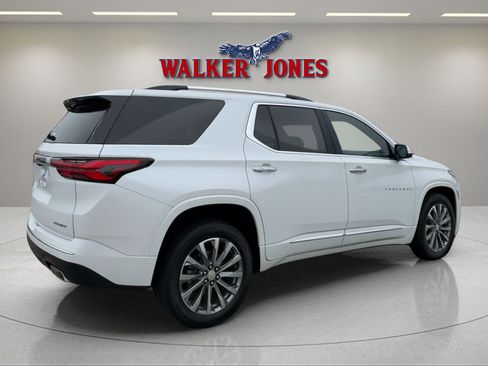 Used 2023 Chevrolet Traverse Premier image 5