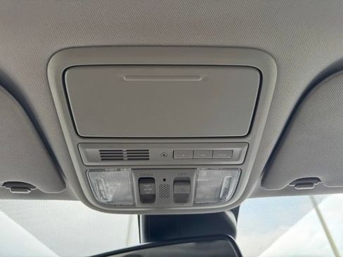 Used 2014 Honda Odyssey EX-L image 24