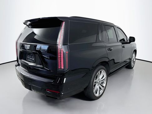 Used 2025 Cadillac Escalade Sport w/ Touring Package AWD/4WD image 7