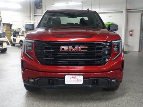 Used 2024 GMC Sierra 1500 Elevation w/ X31 Off-Road Package AWD/4WD image 2