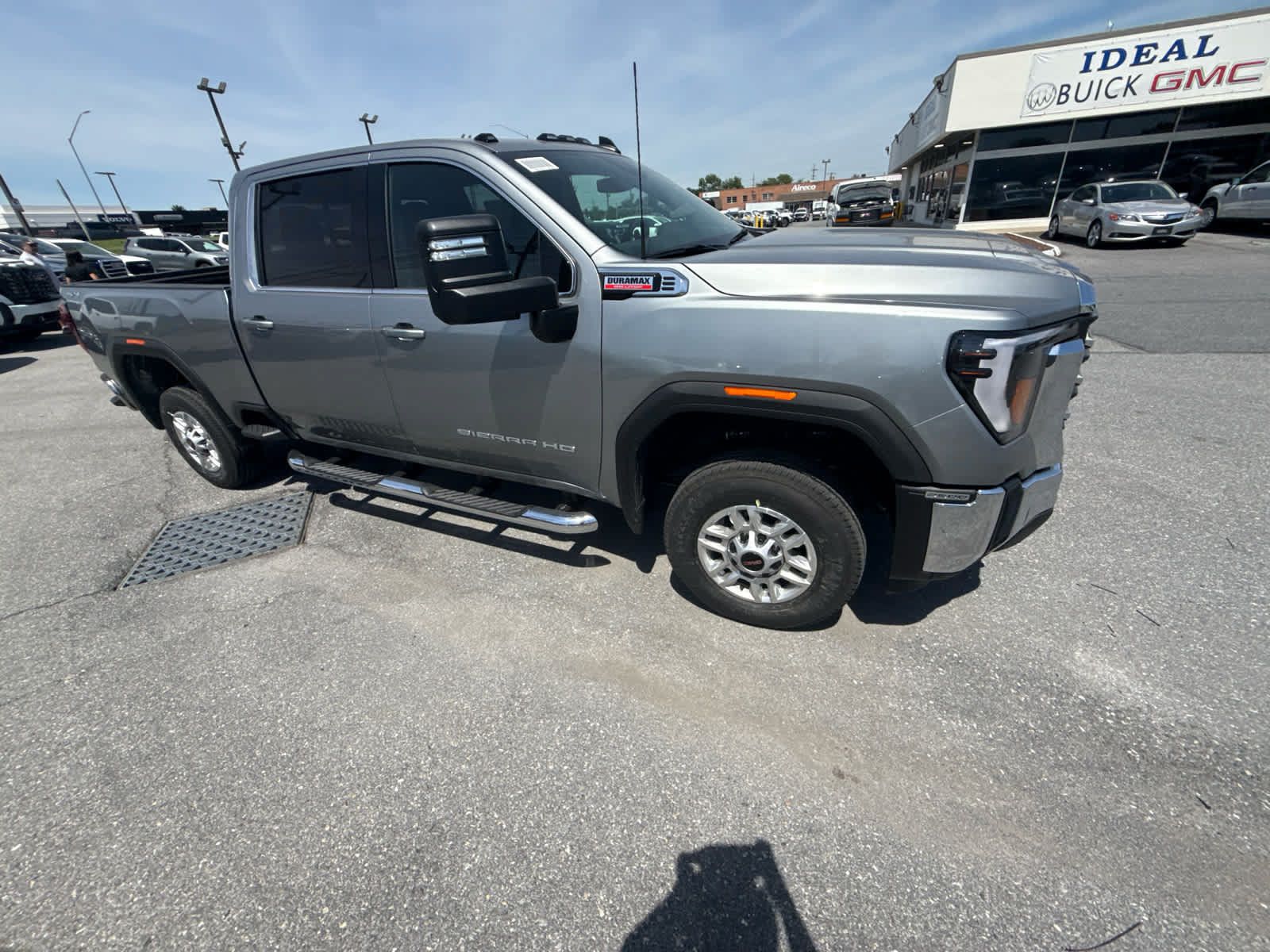 New 2026 GMC Sierra 2500 SLE w/ SLE Value Package; AWD/4WD image 19