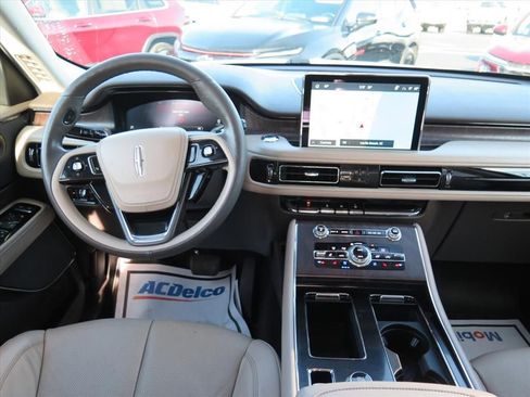 Used 2021 Lincoln Aviator Reserve w/ Equipment Group 201A image 15