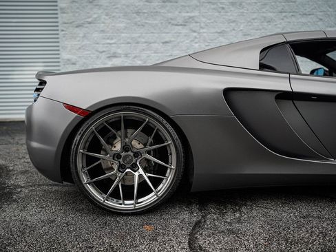 Used 2013 McLaren MP4-12C Spider image 16