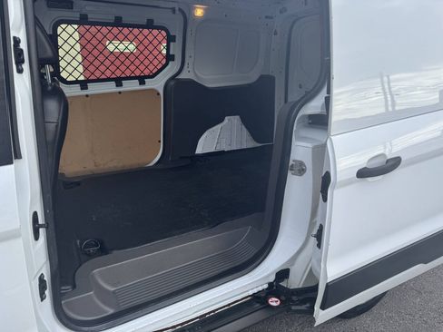 Used 2019 Ford Transit Connect XL FWD image 24