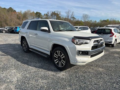 Used 2021 Toyota 4Runner Limited image 7