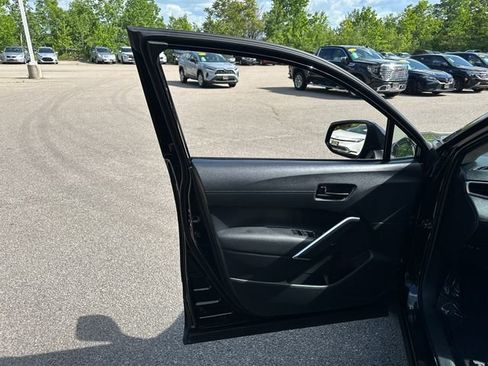 Used 2023 Toyota Corolla Cross LE w/ Moonroof Package AWD/4WD image 26