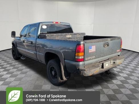 Used 2006 GMC Sierra 2500 SLE w/ Heavy-Duty Power Package image 9