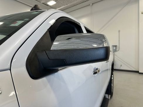 Used 2018 GMC Sierra 1500 SLT image 17