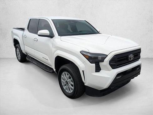 Used 2024 Toyota Tacoma SR5 w/ SR5 Upgrade Package image 3
